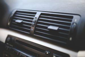 Car air conditioner