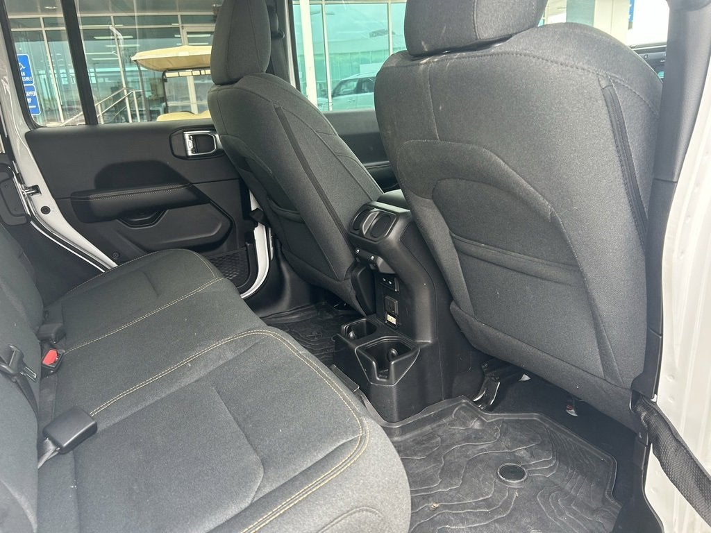 2024 Jeep Wrangler 4-Door Sahara 4x4