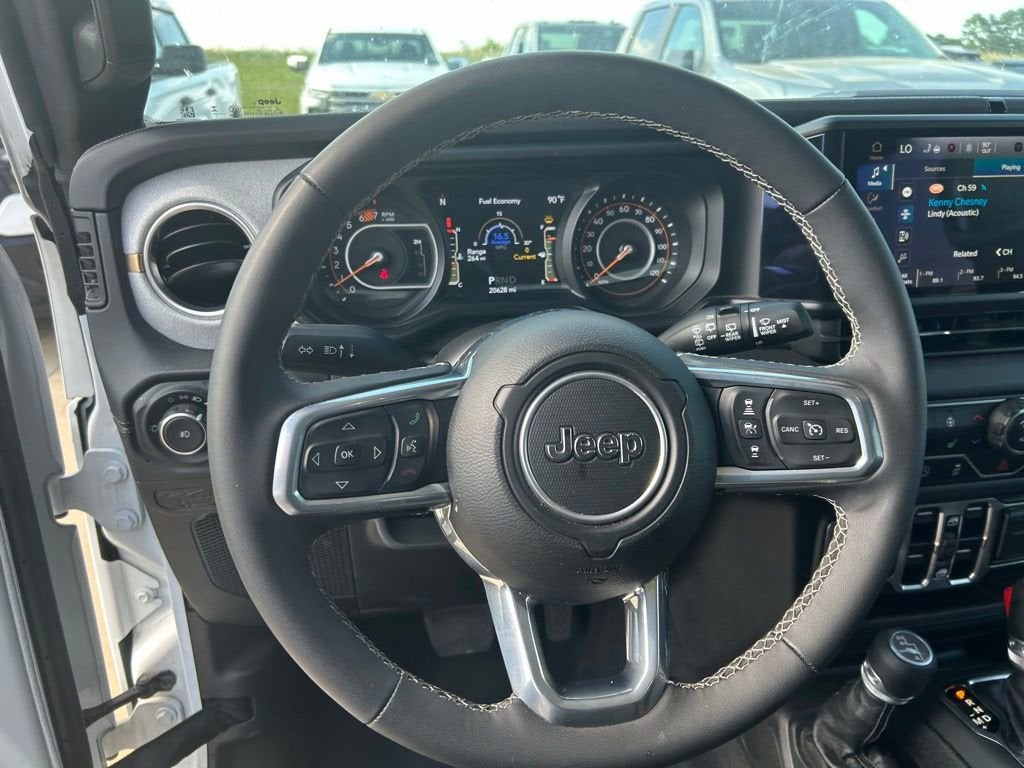2025 Jeep Wrangler 4-Door Sahara 4x4
