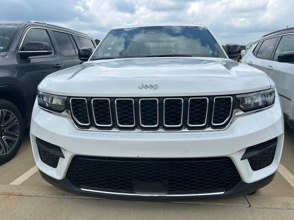 2025 Jeep Grand Cherokee Laredo X 4x2