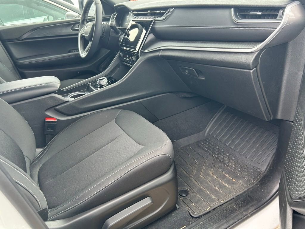 2025 Jeep Grand Cherokee Laredo X 4x2