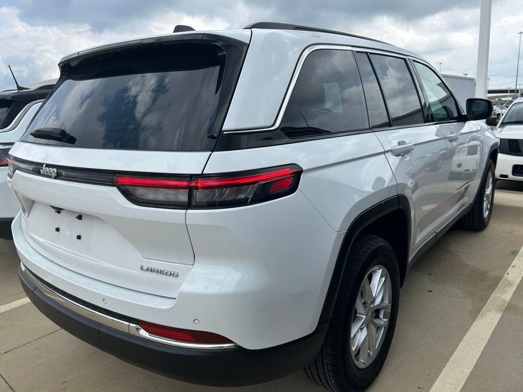 2025 Jeep Grand Cherokee Laredo X 4x2