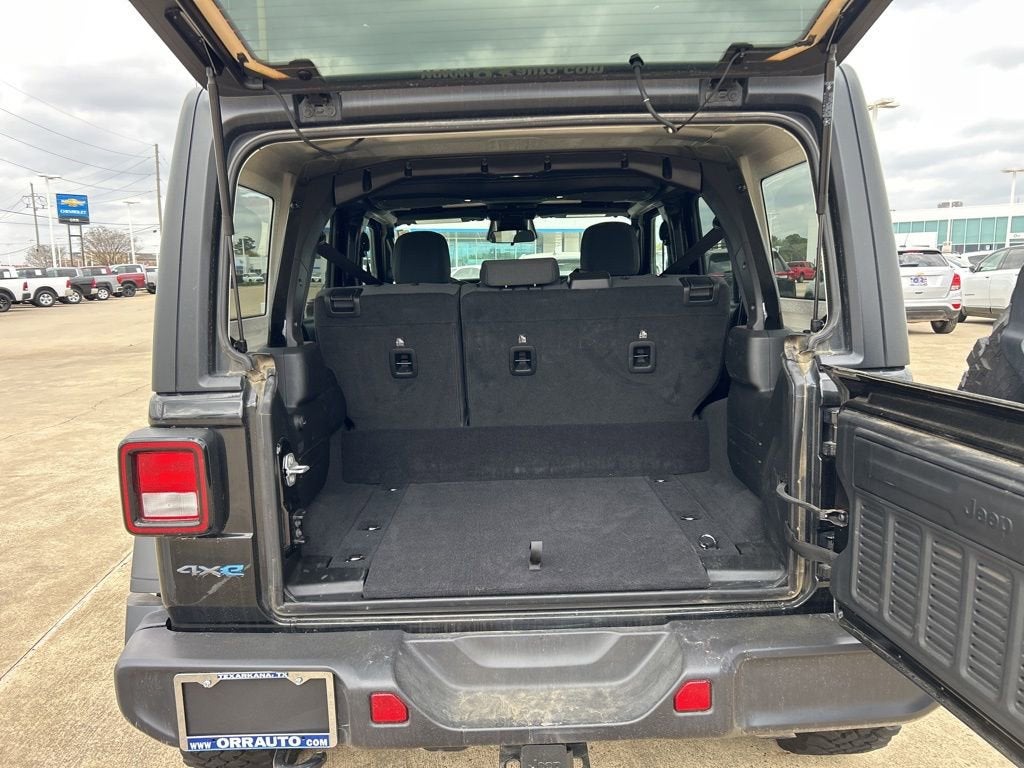 2025 Jeep Wrangler 4xe Willys