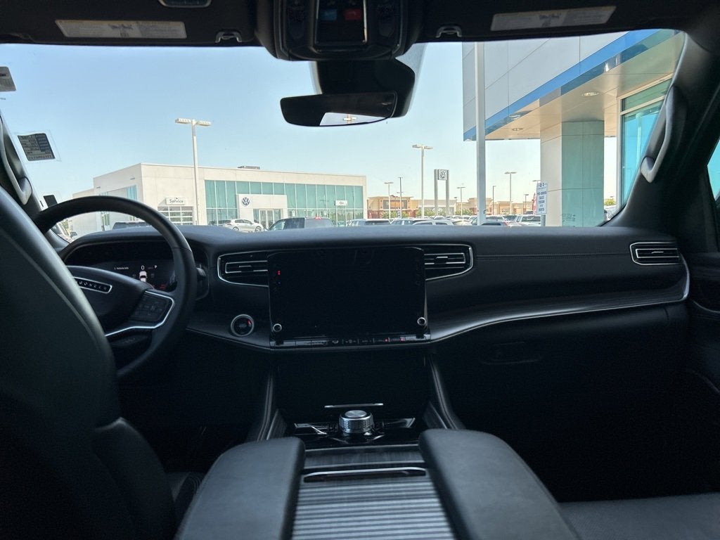 2024 Jeep Wagoneer Series II