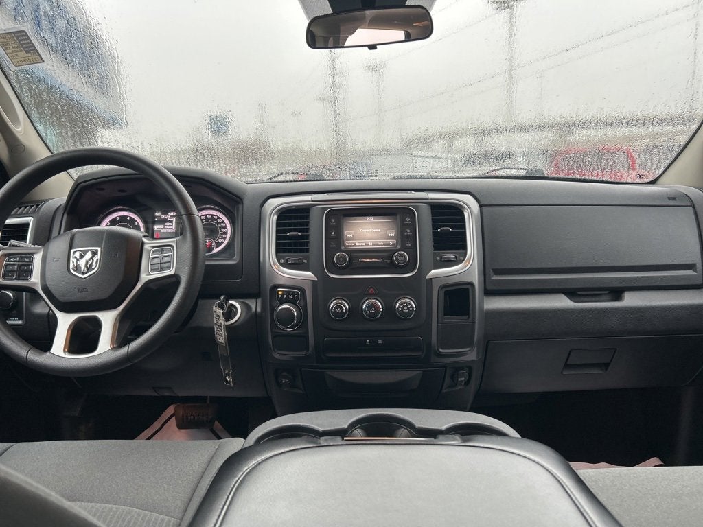 2024 RAM 1500 Classic SLT Quad Cab 4x2 6'4" Box