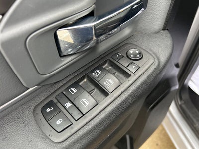 2024 RAM 1500 Classic SLT Quad Cab 4x2 6'4" Box