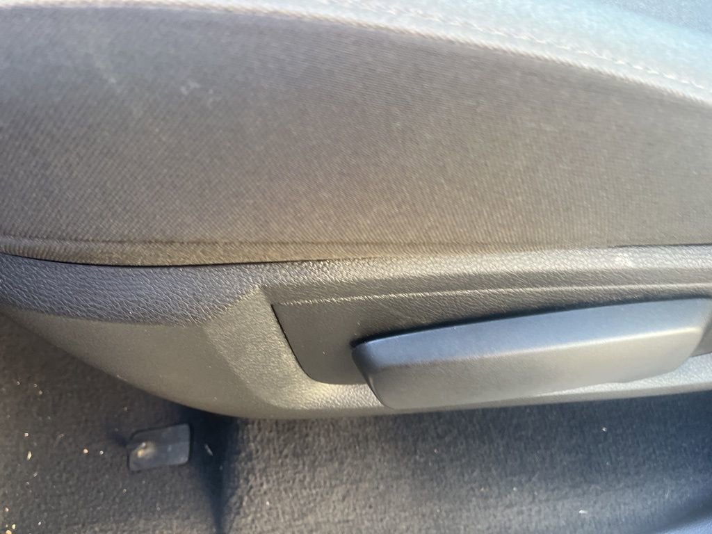 2024 RAM 1500 Classic SLT Quad Cab 4x2 6'4" Box