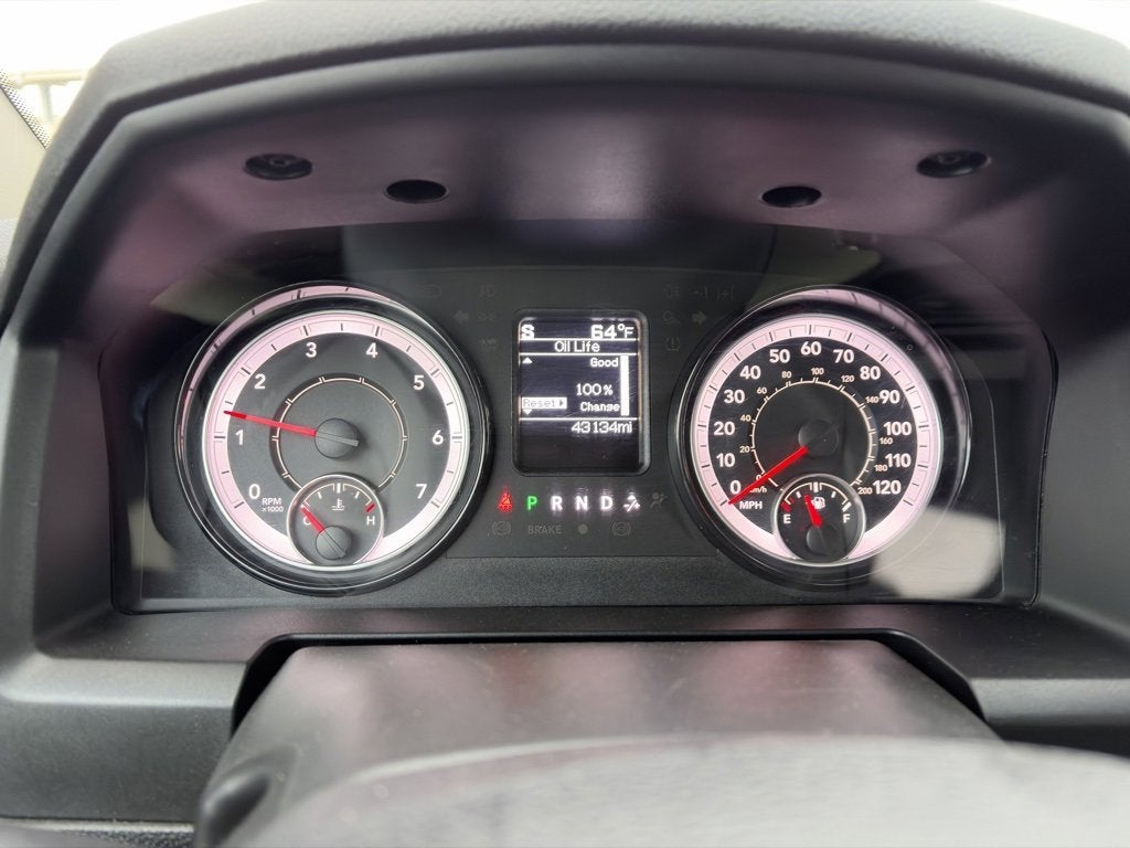 2024 RAM 1500 Classic SLT