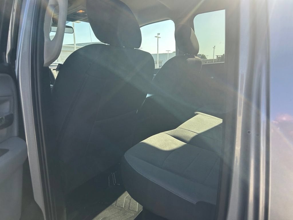 2024 RAM 1500 Classic SLT Quad Cab 4x2 6'4" Box