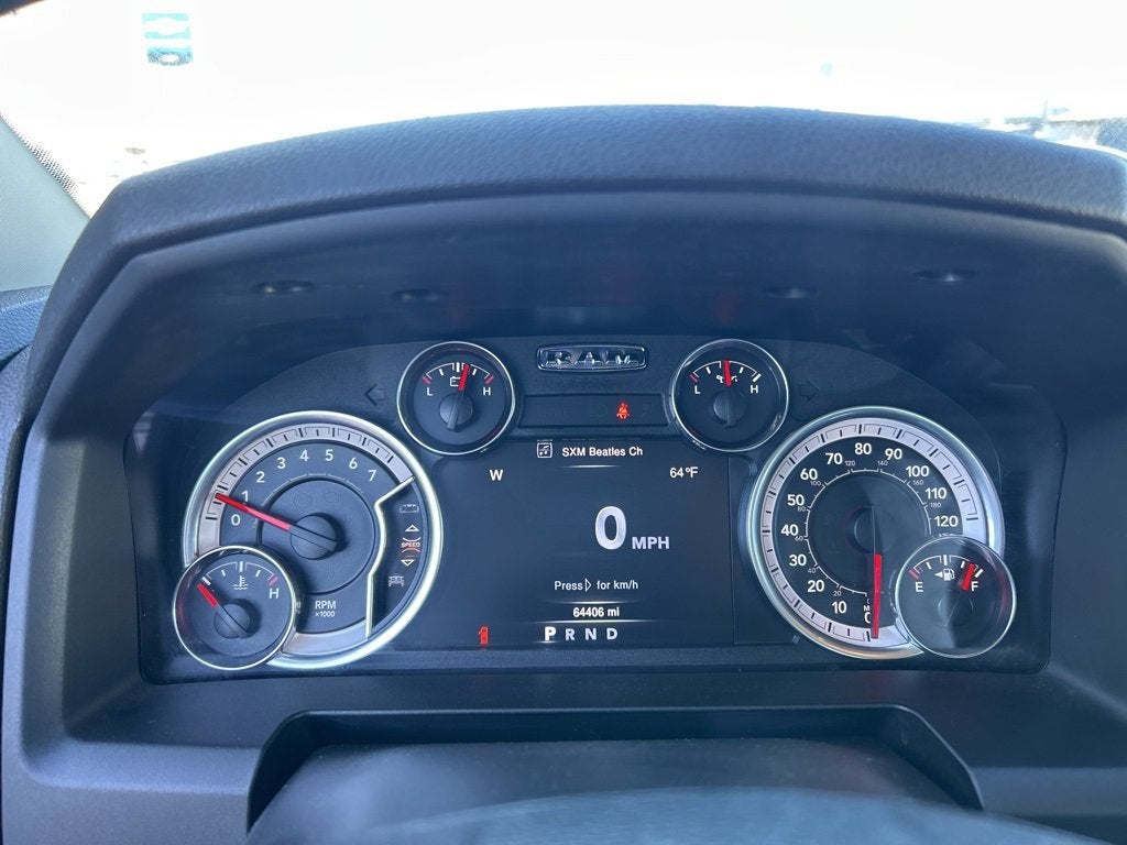 2023 RAM 1500 Classic SLT Crew Cab 4x2 5'7" Box