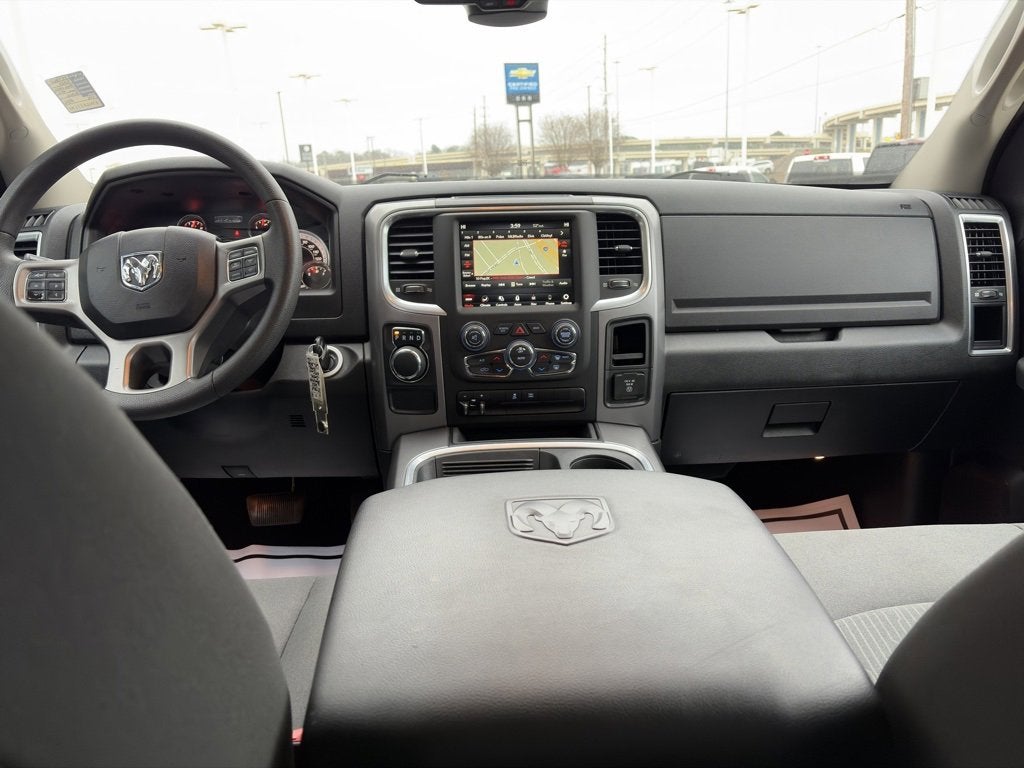 2023 RAM 1500 Classic SLT Crew Cab 4x2 5'7" Box