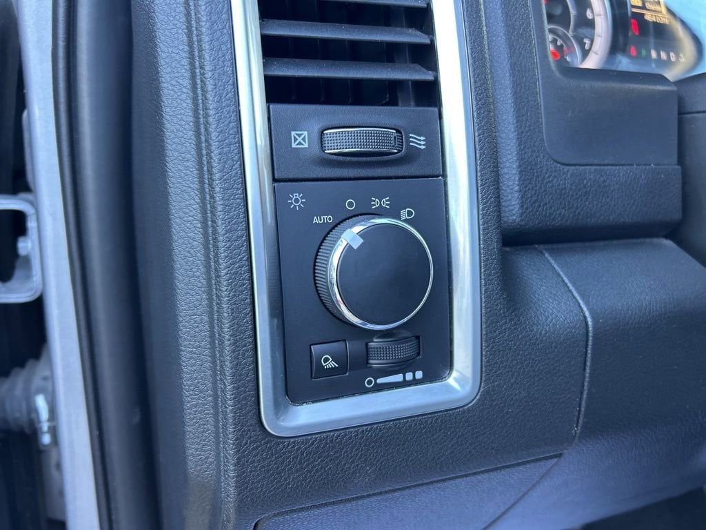 2024 RAM 1500 Classic SLT Quad Cab 4x4 6'4" Box