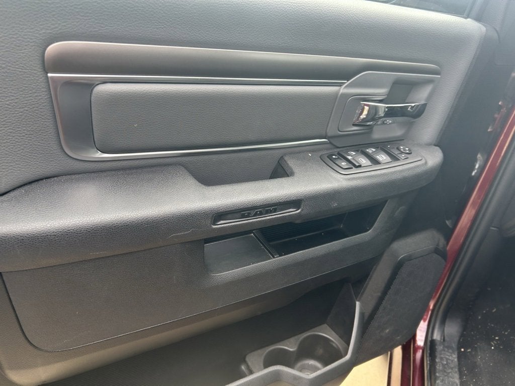 2024 RAM 1500 Classic SLT