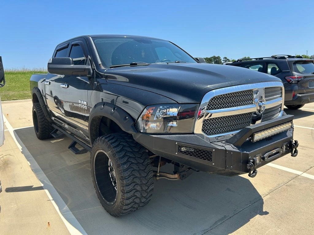 2018 RAM 1500 Lone Star Silver Crew Cab 4x4 5'7" Box