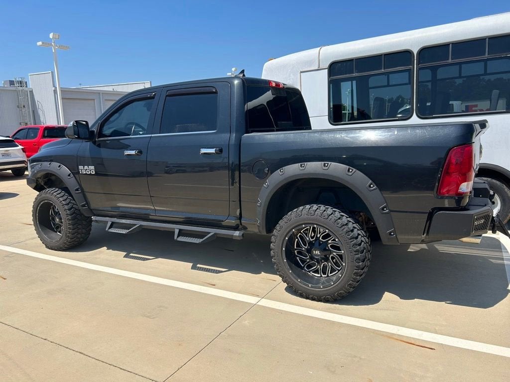 2018 RAM 1500 Lone Star Silver Crew Cab 4x4 5'7" Box