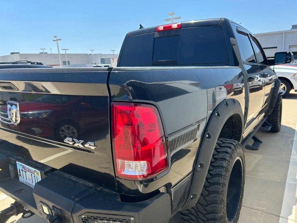 2018 RAM 1500 Lone Star Silver Crew Cab 4x4 5'7" Box
