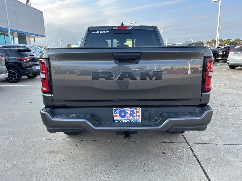 2025 RAM 1500 Tradesman Crew Cab 4x2 5'7" Box