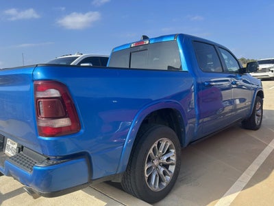 2022 RAM 1500 Laramie Crew Cab 4x2 5'7" Box