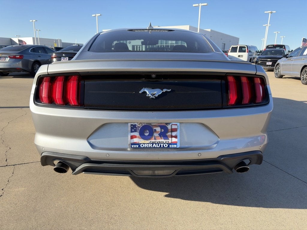 2022 Ford Mustang EcoBoost Premium Fastback