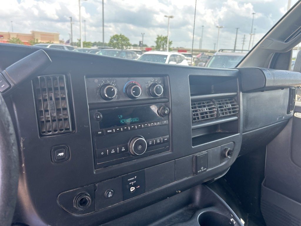 2016 Chevrolet Express Passenger 2500 LS