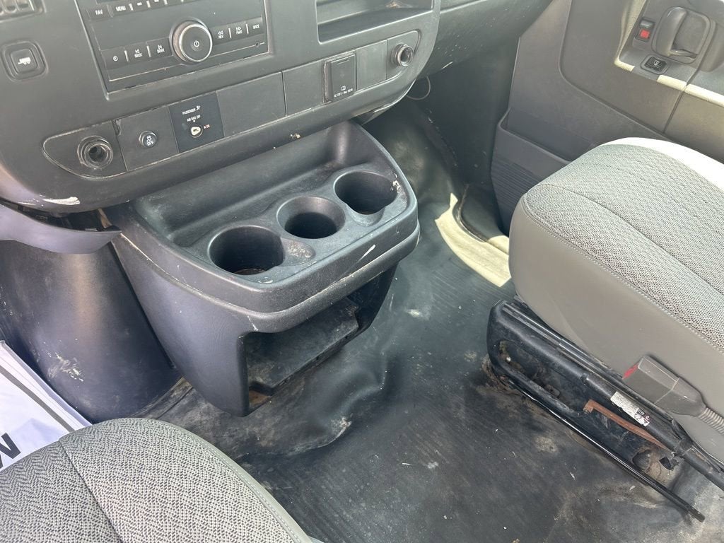 2016 Chevrolet Express Passenger 2500 LS