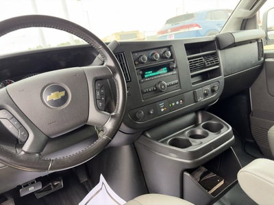 2023 Chevrolet Express Passenger 3500 1LS