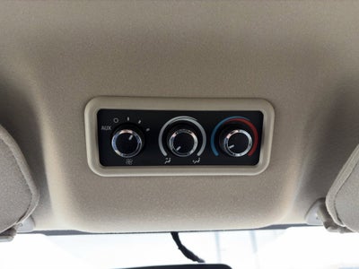 2023 Chevrolet Express Passenger 3500 1LS