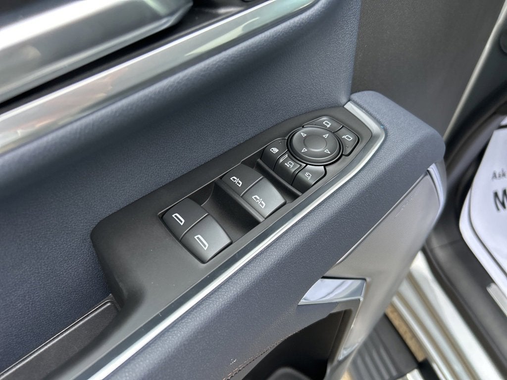 2025 Chevrolet Silverado 3500 HD High Country