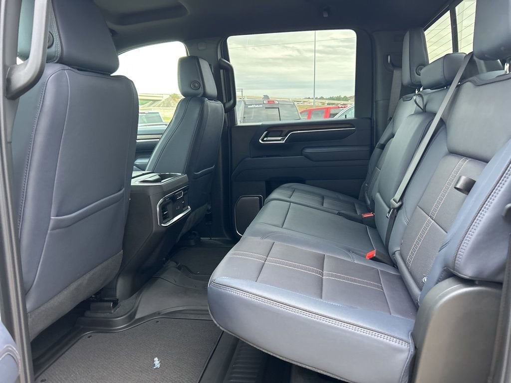 2025 Chevrolet Silverado 3500 HD High Country