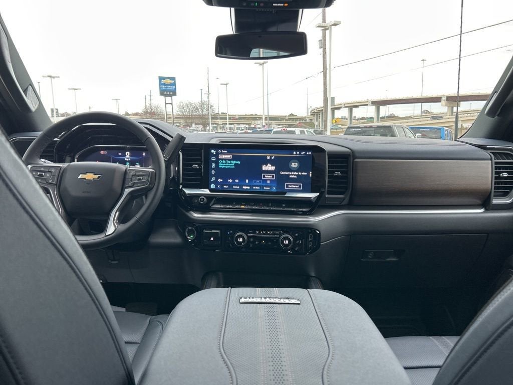 2025 Chevrolet Silverado 3500 HD High Country