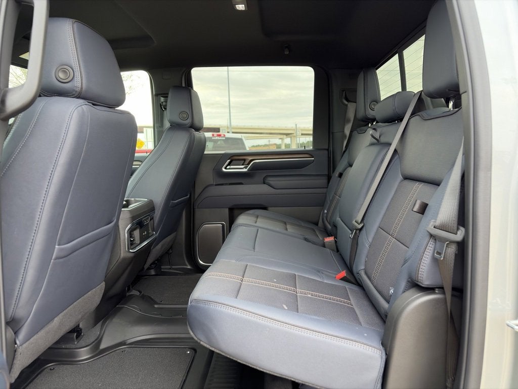 2025 Chevrolet Silverado 3500 HD High Country