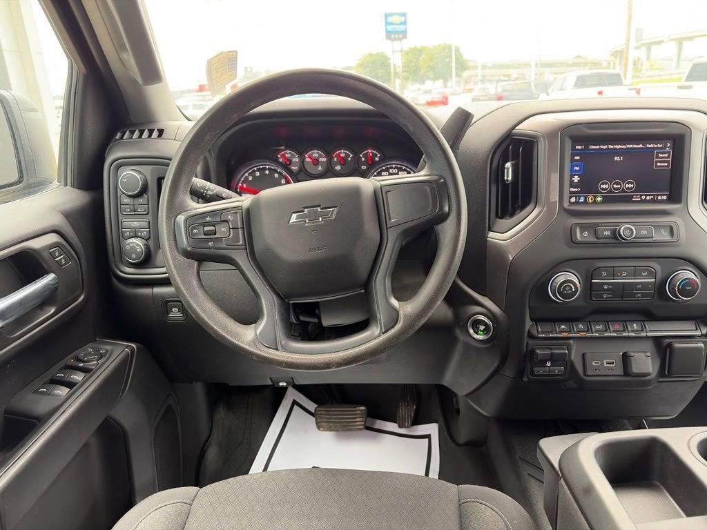 2024 Chevrolet Silverado 1500 Custom