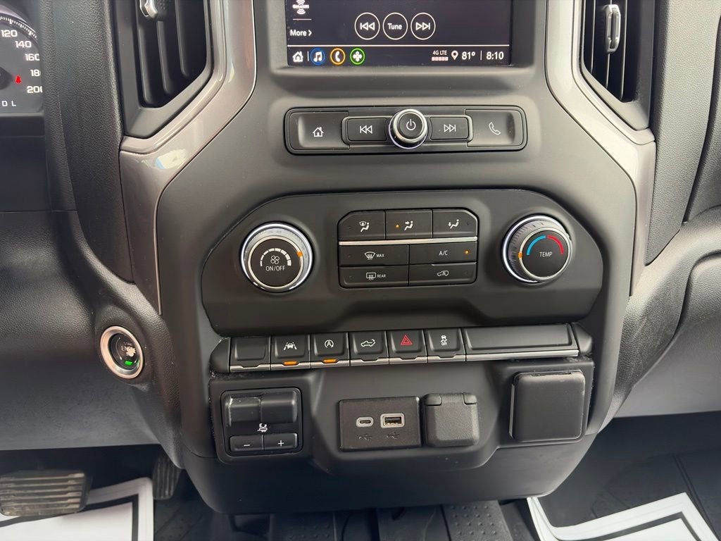 2024 Chevrolet Silverado 1500 Custom