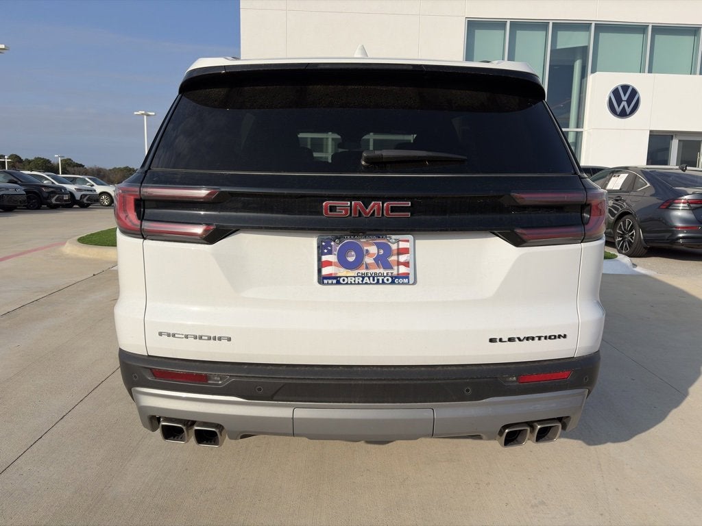 2025 GMC Acadia Elevation