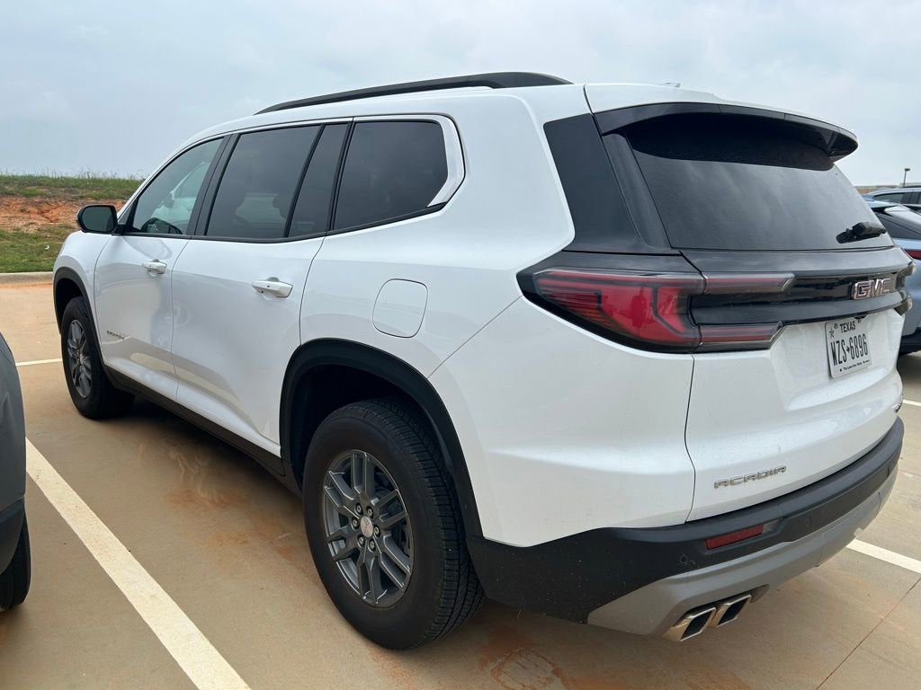 2025 GMC Acadia Elevation