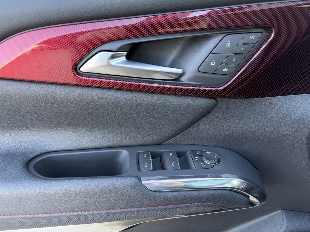 2025 Chevrolet Traverse RS