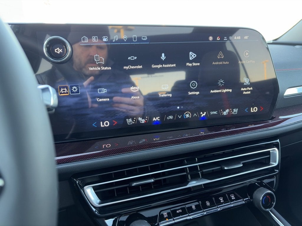 2025 Chevrolet Traverse RS