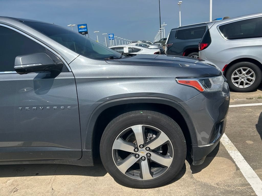 2020 Chevrolet Traverse LT Leather