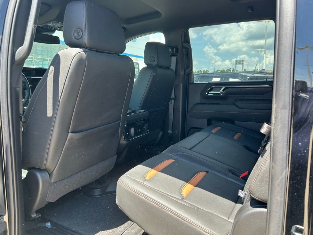 2025 GMC Sierra 2500 HD AT4