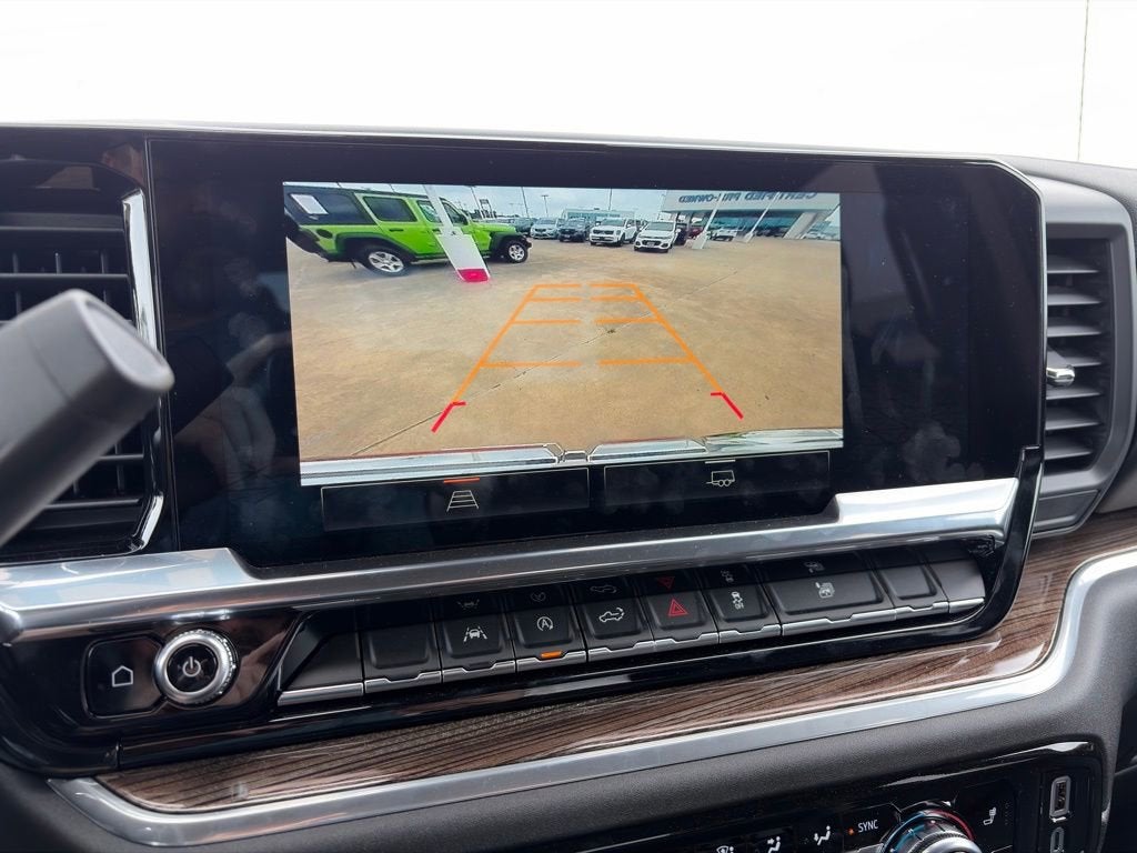 2025 GMC Sierra 1500 Elevation