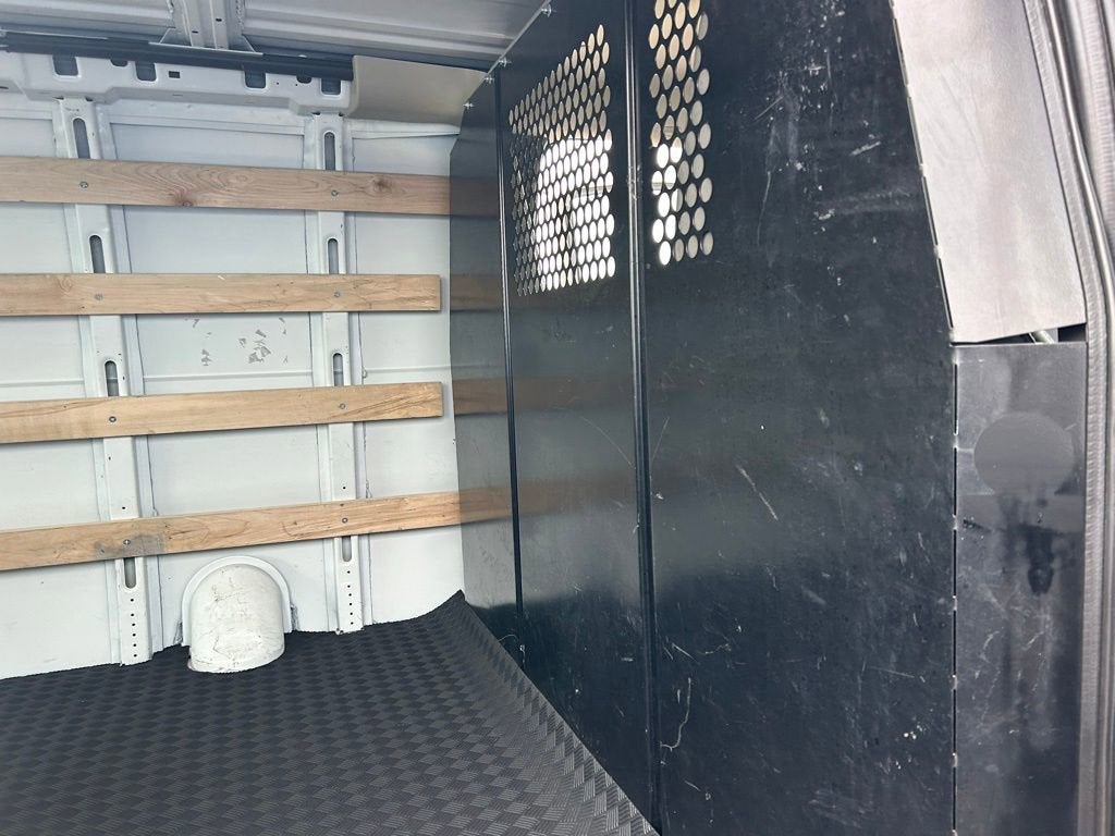 2024 GMC Savana Cargo 2500 Work Van