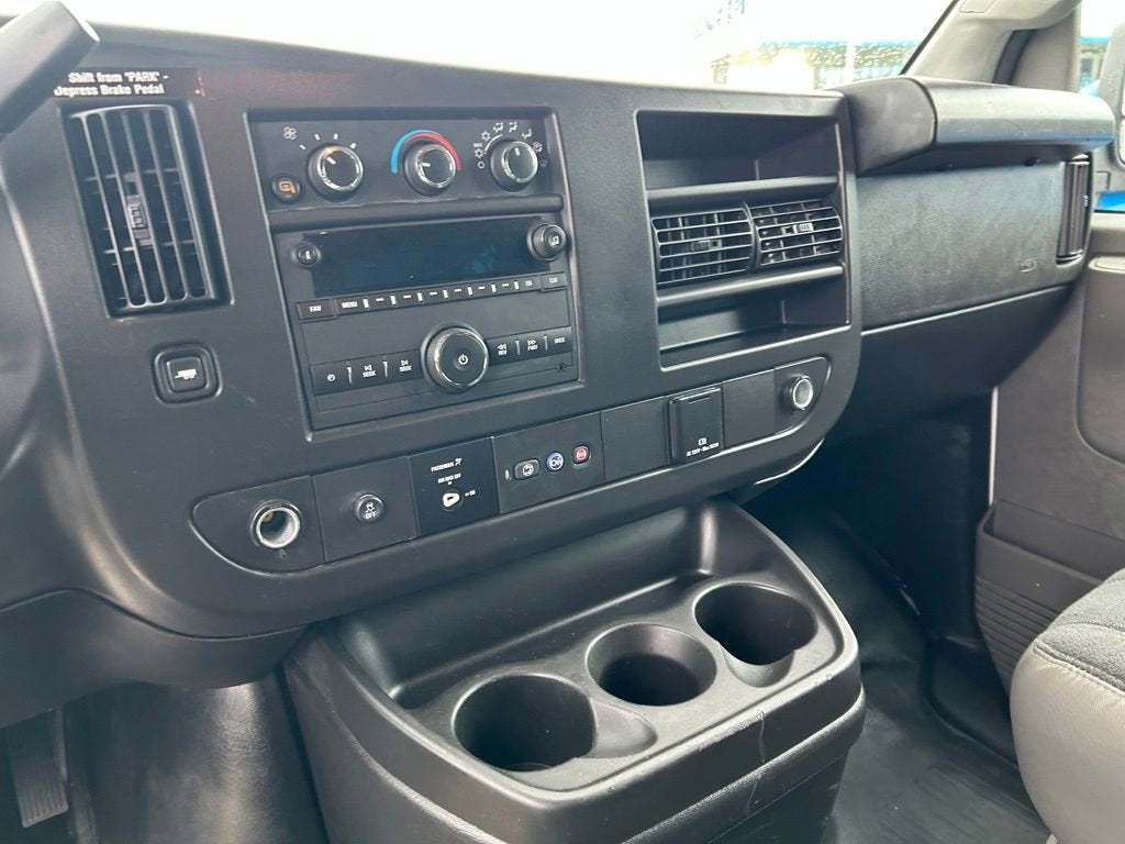 2024 GMC Savana Cargo 2500 Work Van