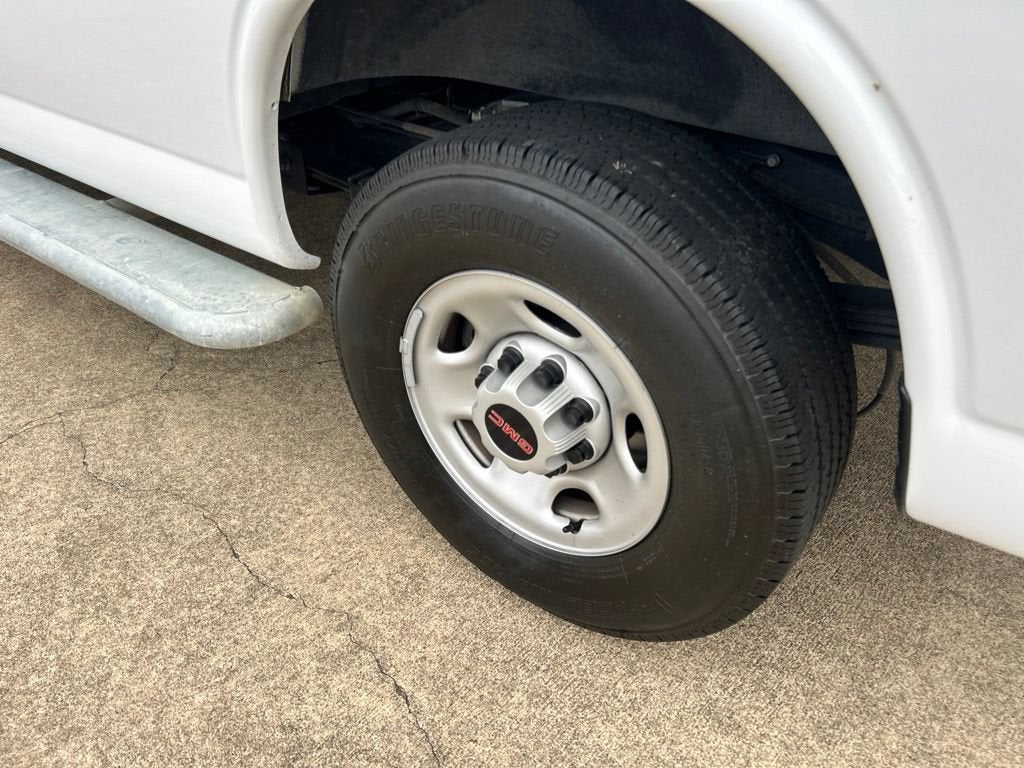 2024 GMC Savana Cargo 2500 Work Van