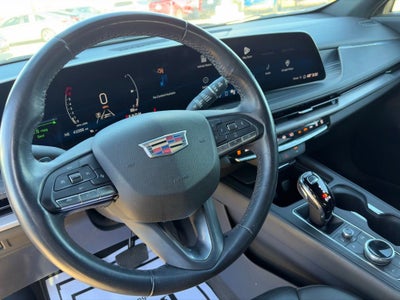 2024 Cadillac XT4 Premium Luxury