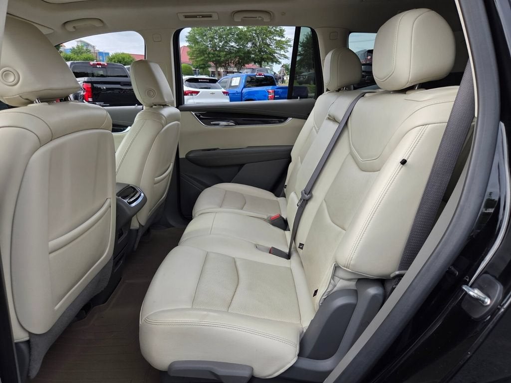 2022 Cadillac XT6 Premium Luxury