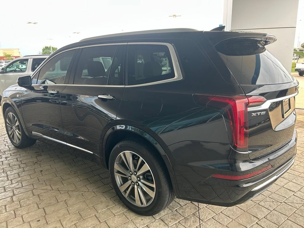 2022 Cadillac XT6 Premium Luxury