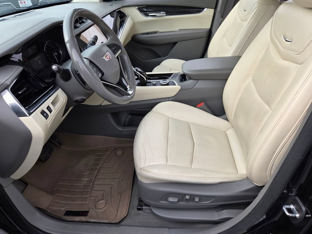 2022 Cadillac XT6 Premium Luxury