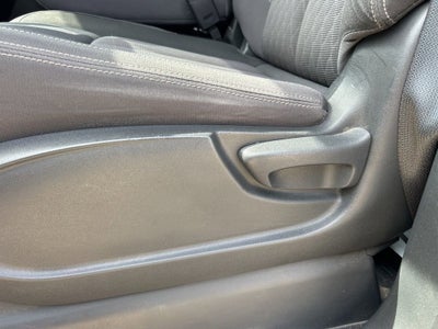 2023 Nissan Titan SV