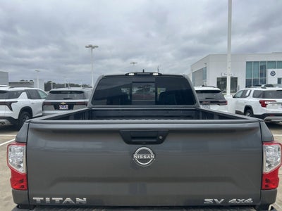 2023 Nissan Titan SV