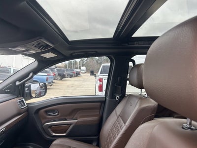 2021 Nissan TITAN Crew Cab Platinum Reserve 4x4